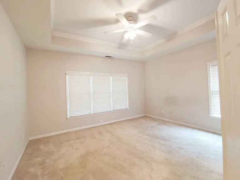 715 Morning Creek Ln — Photo 17
