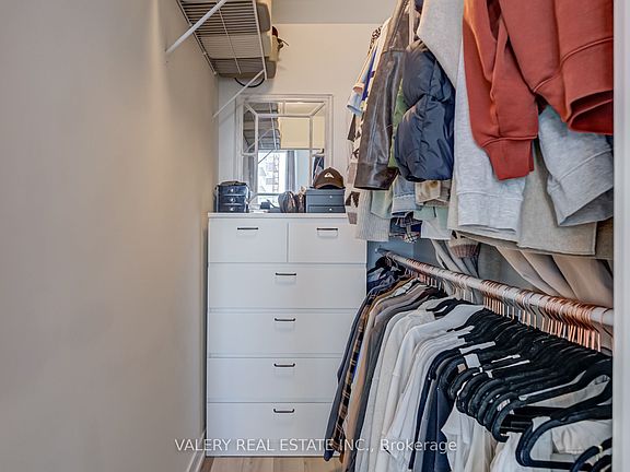 5th image of 1480 Bayly St #708