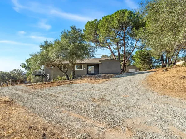 3436 Davis Dr, Burson, CA 95225