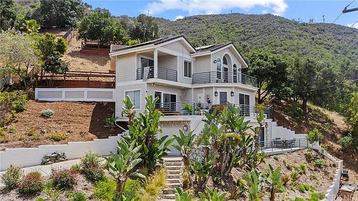 1st image of 544 S Ventu Park Rd #544