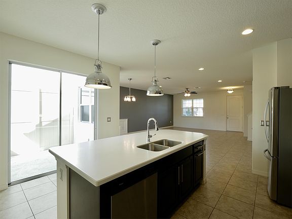 4th image of 13796 Beckman Dr #1