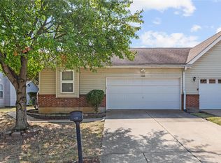 1340 Eagles Way Ct, Hazelwood, MO 63042