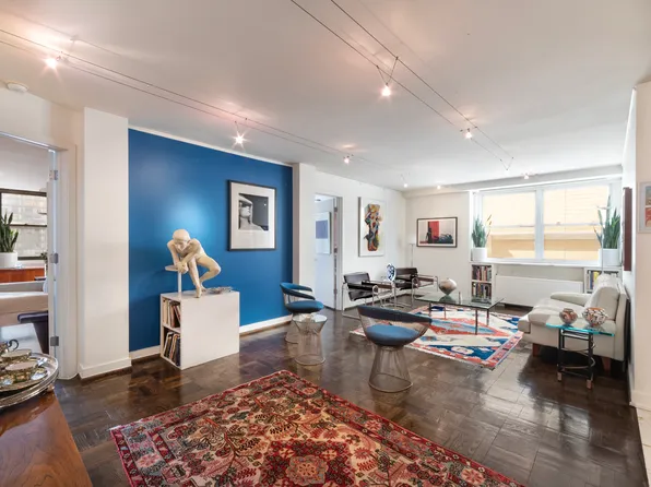 420 East 51st Street image 1 of 13