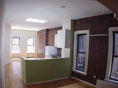 4th image of 227 W 15th St APT 18