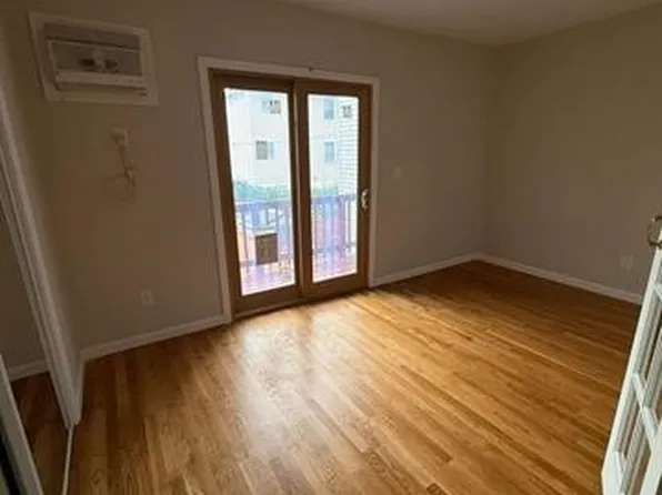 353 5th Street image 5 of 13