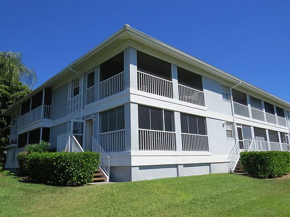 Back Entry (onto lanai)