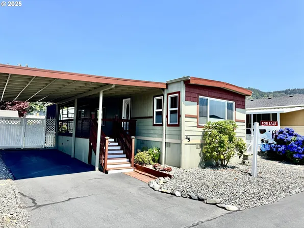 15889 Sunset Stri Space 45, Brookings, OR 97415
