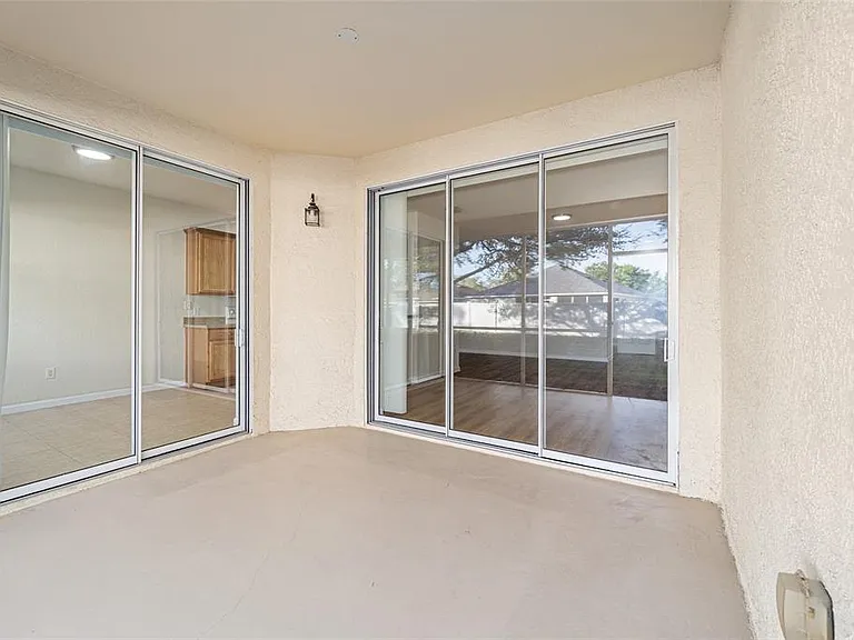4570 SW 52nd Cir #107 — Photo 35