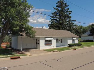 903 Ridge St, Galena, IL 61036