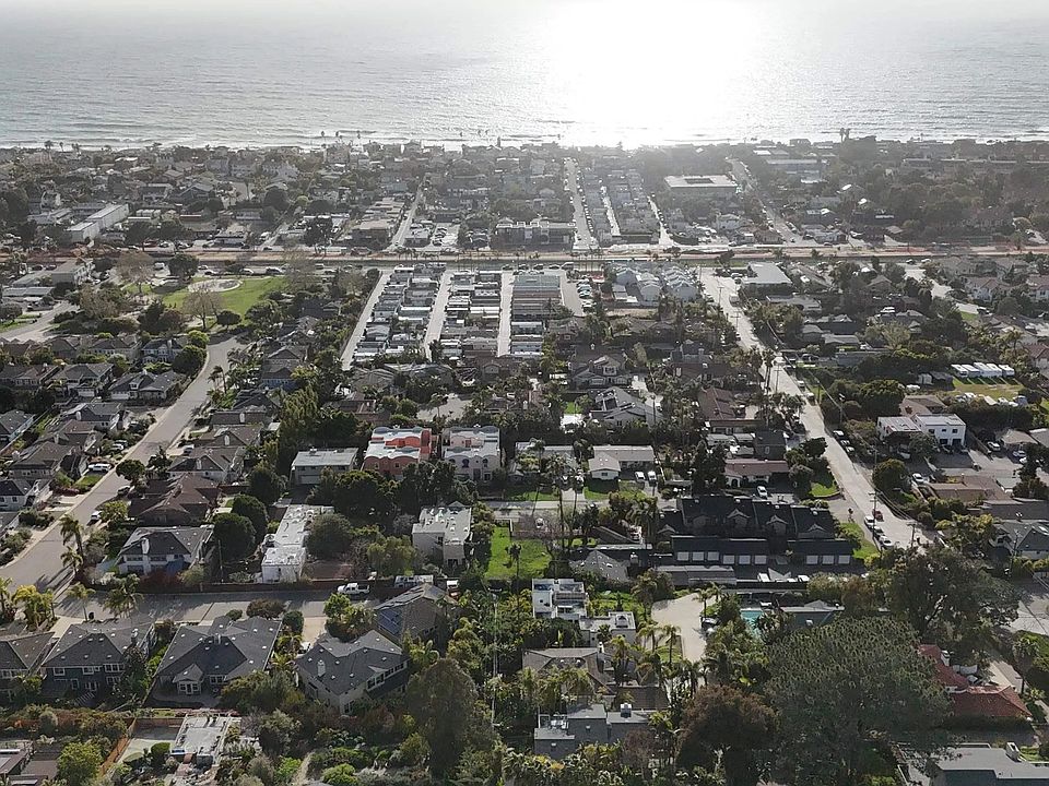 2nd image of 1540 Surf Rd