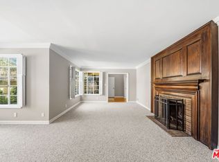951 Masselin Ave, Los Angeles, CA 90036