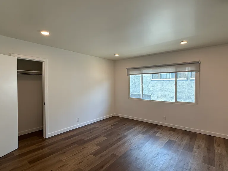 1156 N Madison Ave #7 — Photo 15