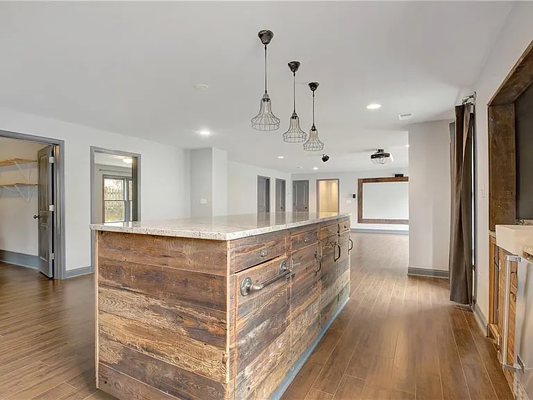 10559 Serenbe Ln — Photo 36
