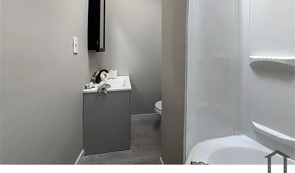 3 bed, $1,750 — Photo 4