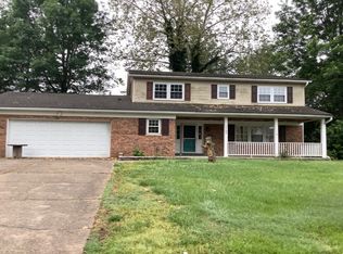 7799 Ridgemont Dr, Newburgh, IN 47630