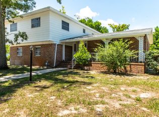 5943 W Jaguar Dr, Jacksonville, FL 32244