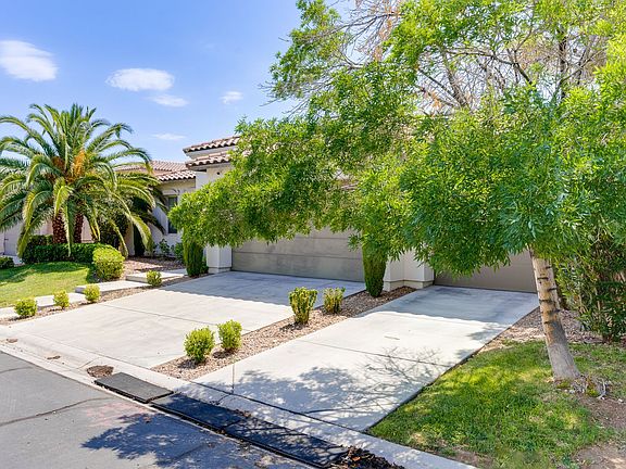 3rd image of 12034 Whitehills St