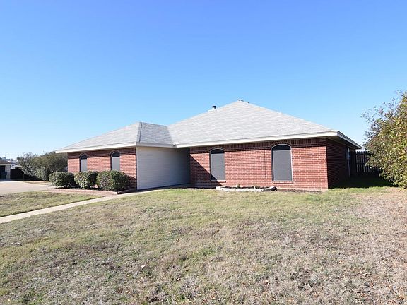 4th image of 4511 Lori Dr