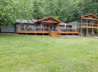 18607 Coppermine Rd, Rogers, AR 72756