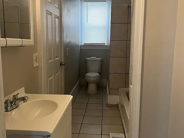 119 Hobart St #1 — Photo 13
