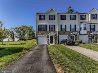 220 Bruaw Dr, York, PA 17406