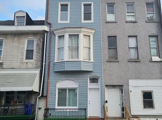 1026 Chestnut St, Reading, PA 19602