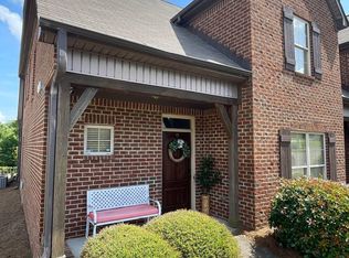 980 Tyler Crest Ln, Birmingham, AL 35226