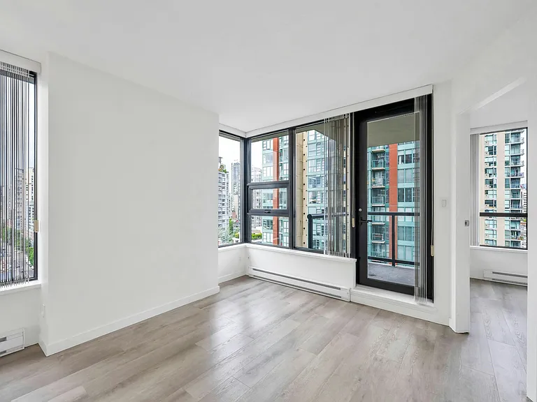 928 Homer St #1601 — Photo 9