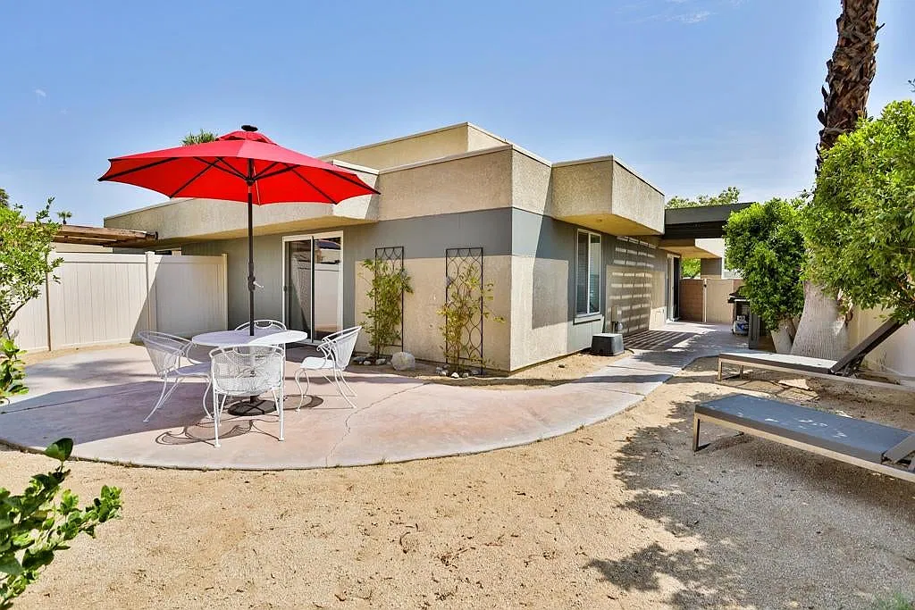 2 bed, 837 sqft, $3,500 — Photo 3