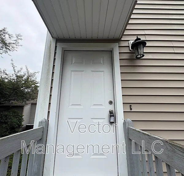 2842 Dixwell Ave #D — Photo 8