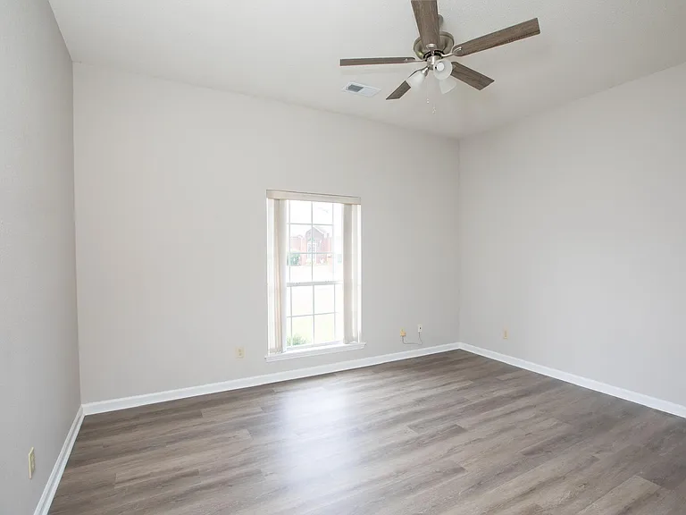 123 Braxton Way — Photo 14