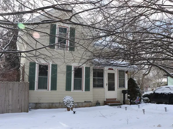 202 Dakota St, Syracuse, NY 13210