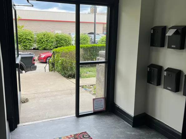 319 N Beatty St APT 2, Pittsburgh, PA 15206