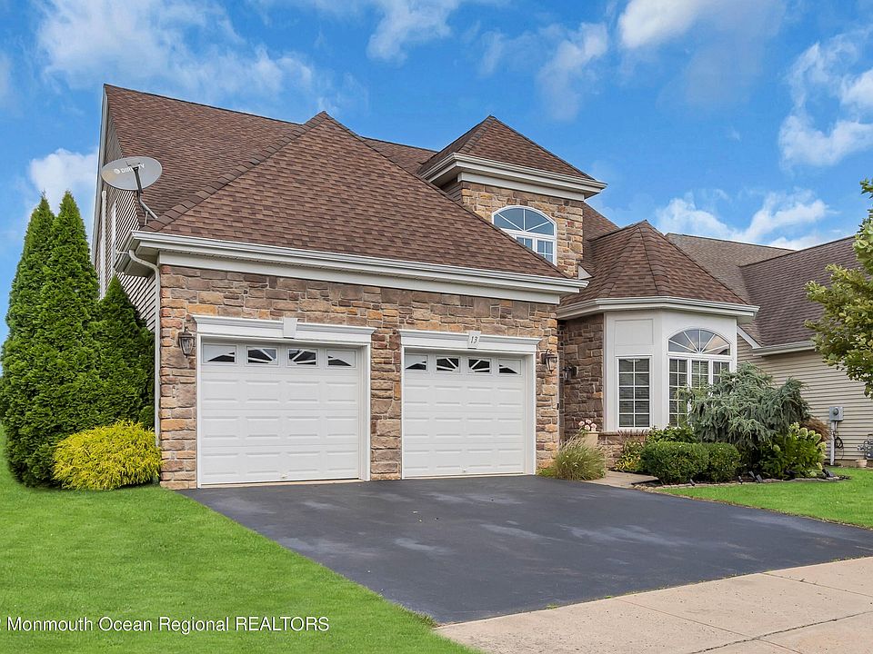 1st image of 13 Jumping Brook Drive