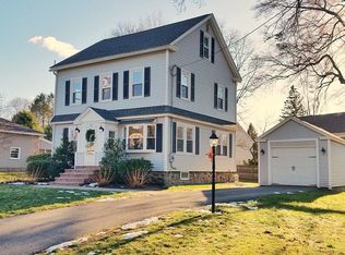 41 W Woodbridge Rd, North Andover, MA 01845