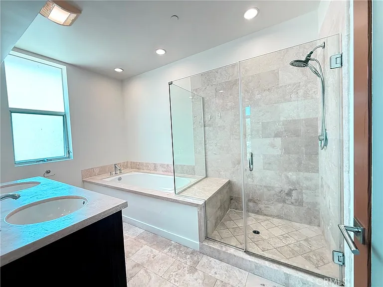 12908 Bloomfield St #103 — Photo 17
