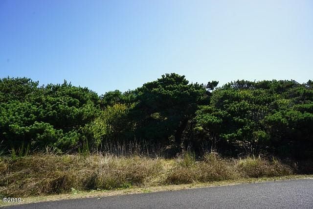 1st image of 3405 NW Oceania Dr