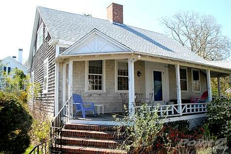 CLARK Advertising Exterior