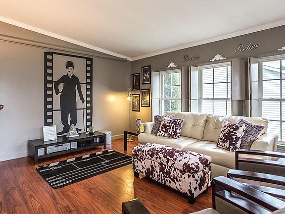 2nd image of 33 Brimstone Dr