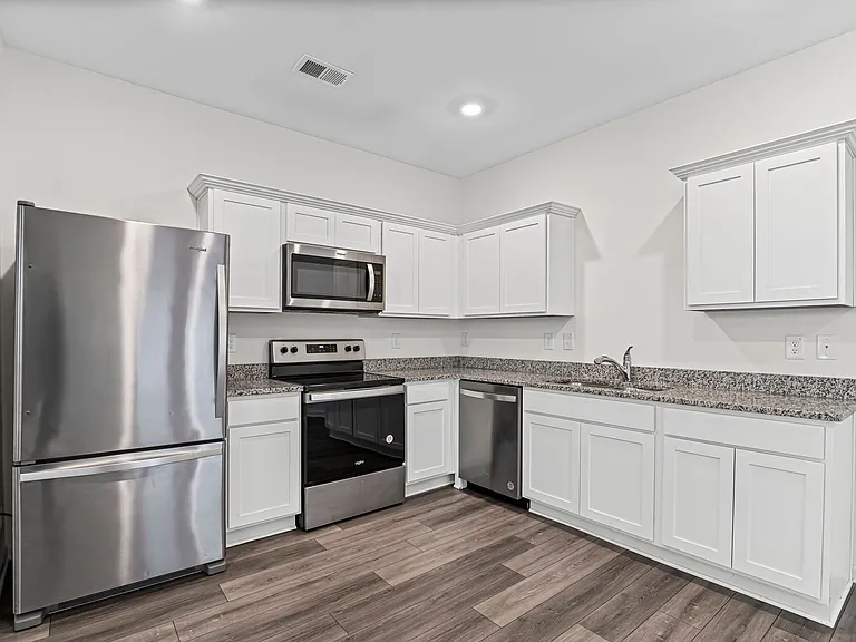 1012 Paddington Dr — Photo 9