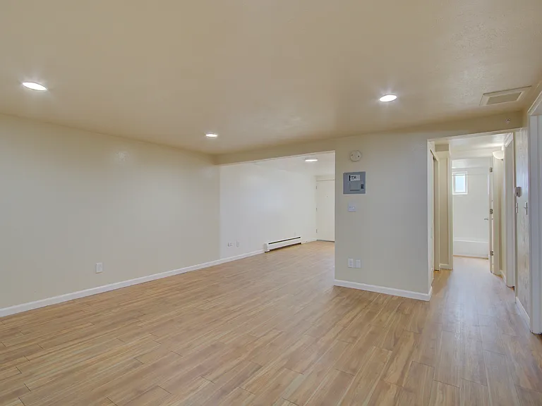 Lampliter Apartments — Photo 29