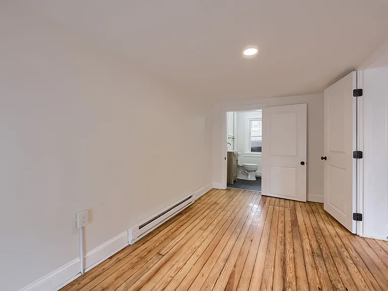 147-149 Church St #1-305 — Photo 13