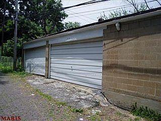 2nd image of 3838 Iowa Ave