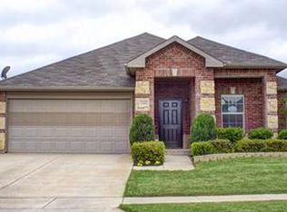 1366 Emily Ct, Burleson, TX 76028