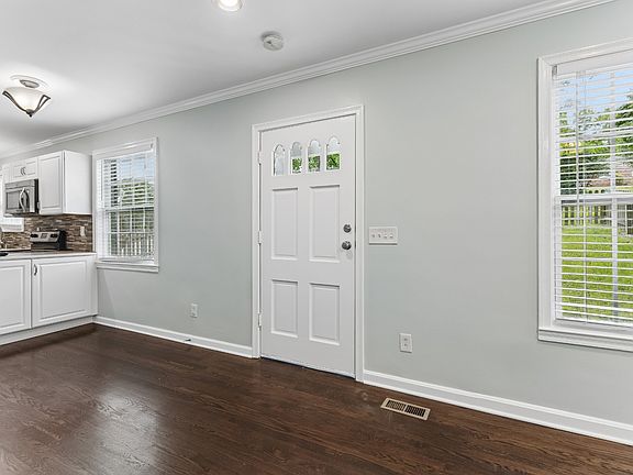 5th image of 2311 McGavock Pike