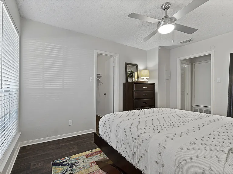 Cozy Denton, TX Apartment Homes — Photo 29