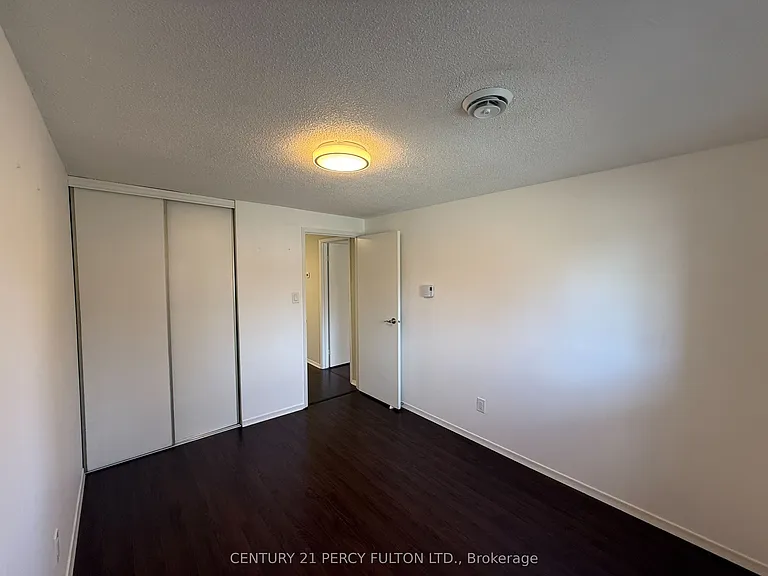 221 Ormond Dr #22 — Photo 9