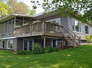 8358 Kempf Rd, Winneconne, WI 54986