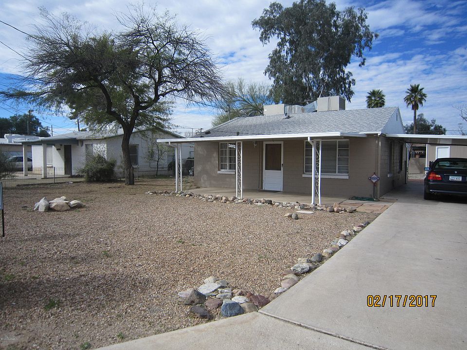 1st image of 3015 N Dickson Dr