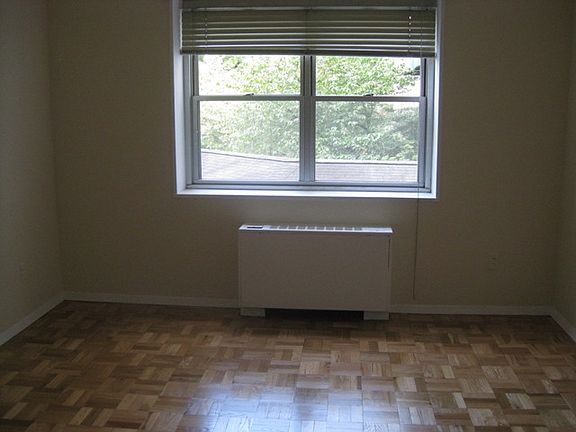 4th image of 499 N Broadway APT 2M